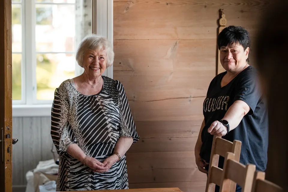 Utne kyrkje på en sommerdag i Hardanger – foto 6