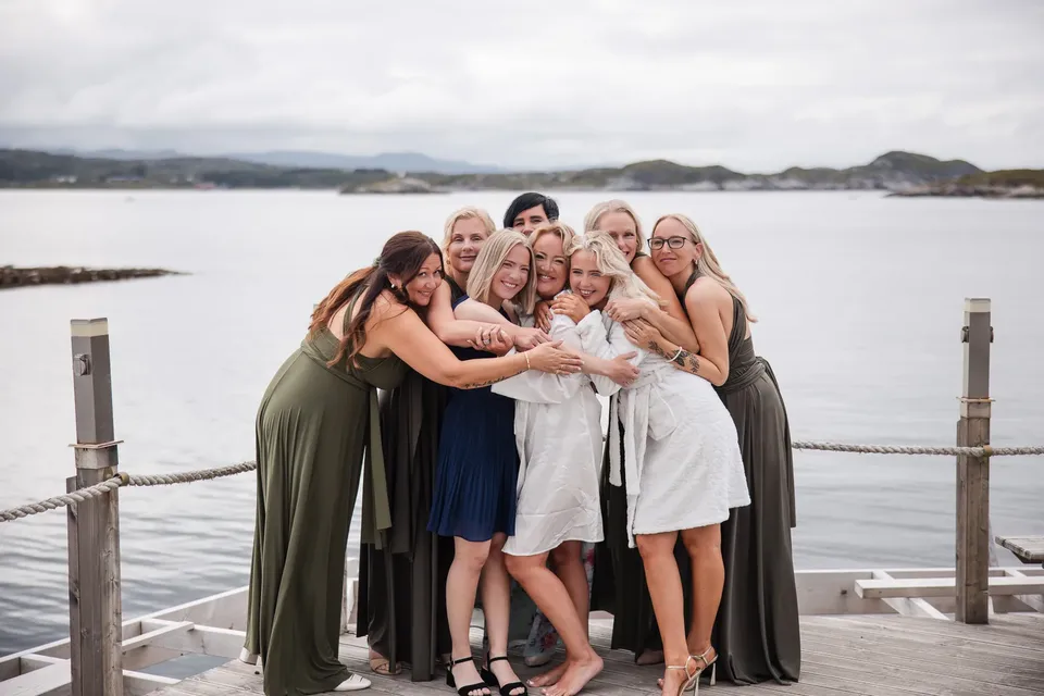 Sommerlys ved småbåthavnen på Averøy – foto 16