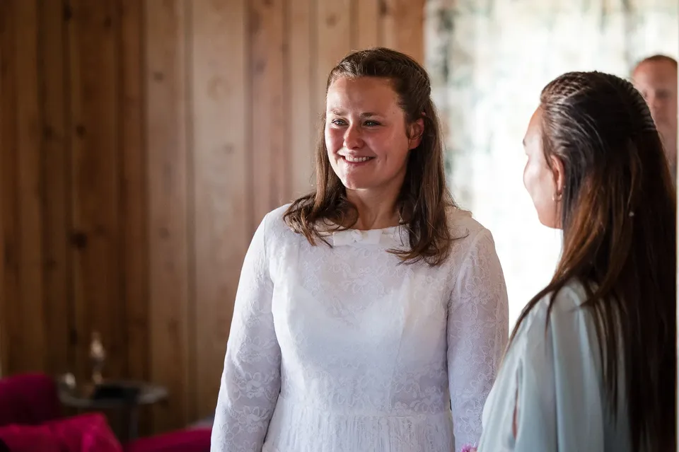 Utne kyrkje på en sommerdag i Hardanger – foto 5