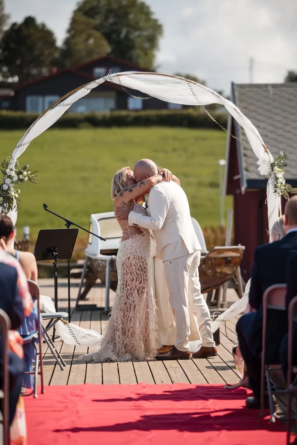 Sommerlys ved småbåthavnen på Averøy – foto 13
