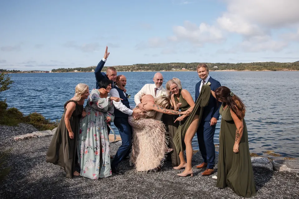 Sommerlys ved småbåthavnen på Averøy – foto 11