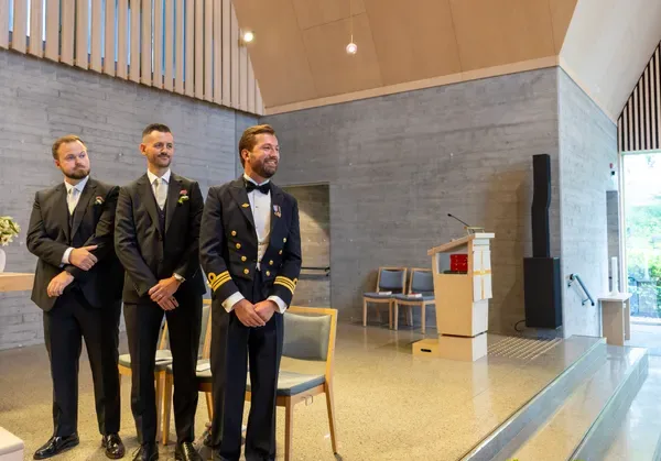 Solskinnsdag på Sola med foto og film