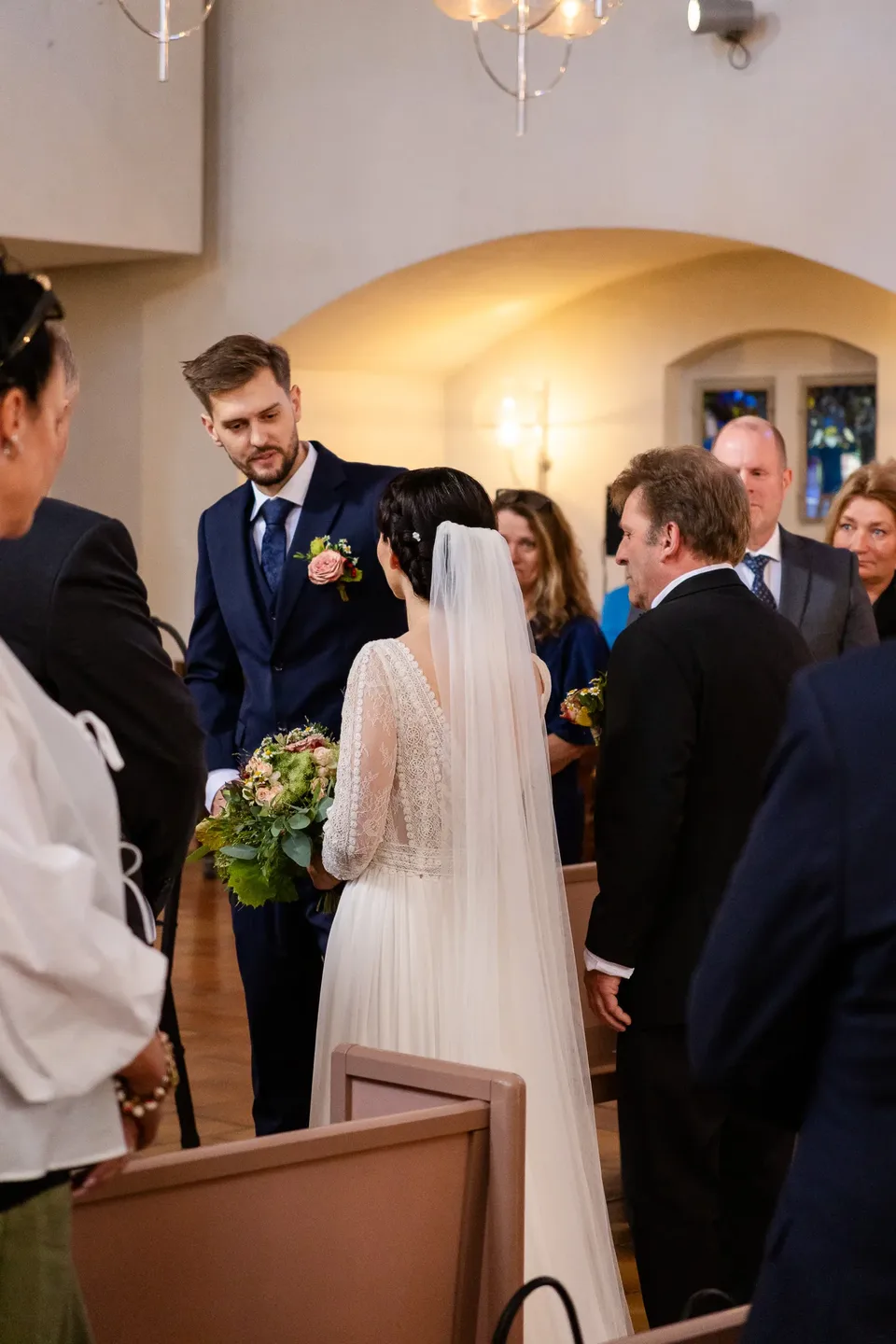 Vålerenga kirke og kvelden i Smia – foto 7