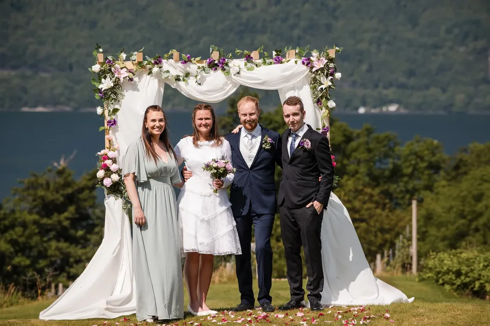 Utne kyrkje på en sommerdag i Hardanger – foto 16