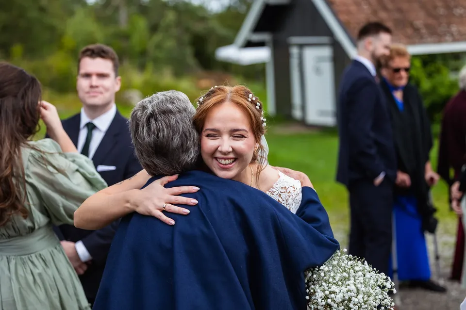 Bunad, gris og låvefest på Lillerud gård – foto 12