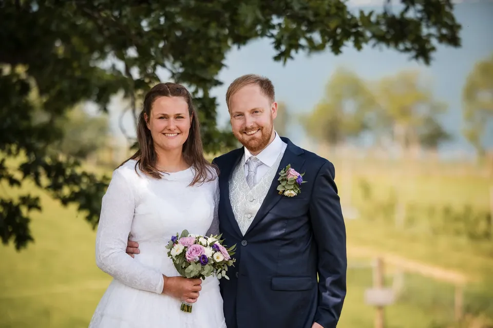 Utne kyrkje på en sommerdag i Hardanger – foto 10